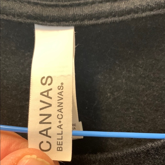 Black Graphic Tee with Raccoon Design Live Fast Eat Trash Size XL - Picture 3 of 5